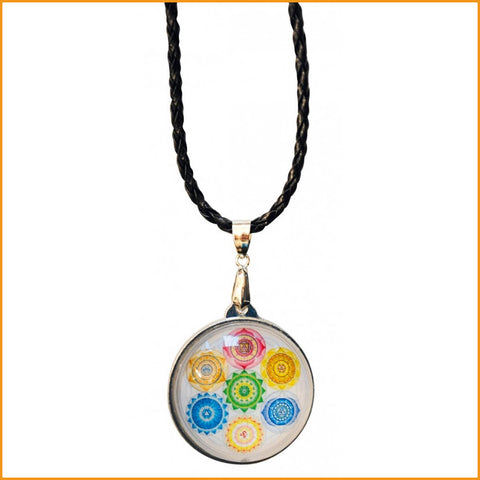 Schmuck Anhänger - Chakren hinter Glas - mit Lederband & Verschluss