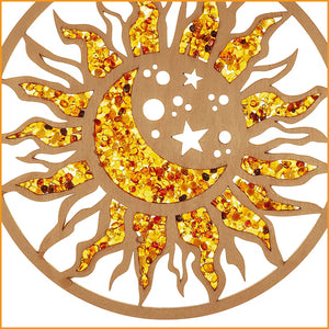 SONNE & MOND Wandbild Sonnenfänger Suncatcher Holz Bernstein - 20 cm